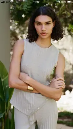 （新品・未使用品）ZARA ベージュ ノースリーブ ジャガードトップス L