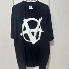 VETEMENTS アナーキーロゴ Tシャツ ブラック　サイズ感はXLのサムネイル