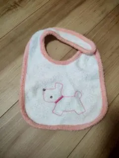 familiar 犬刺繍 スタイ