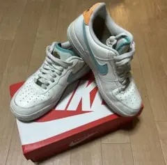 NIKE AIR FORCE 1 スニーカー ホワイト
