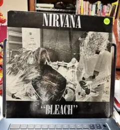 ☆新品 NIRVANA / BLEACH (光沢メタリック・レッド) - メルカリ