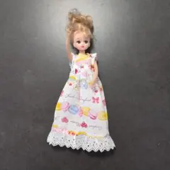 F466リカちゃんのワンピース　ハンドメイド　22㌢、27㌢ドール服