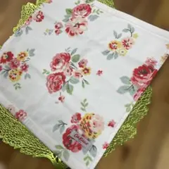 Cath Kidston 花柄 ハンカチのサムネイル