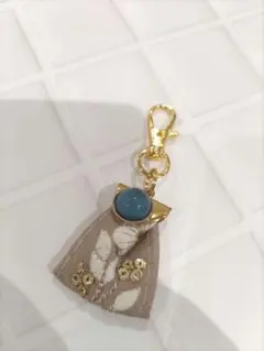 刺繍リボンキーホルダー④ ハンドメイド