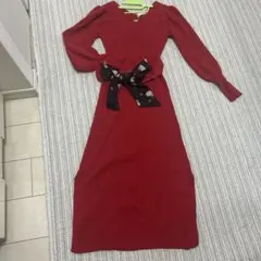 Lily Brown リボン付きレッドワンピース