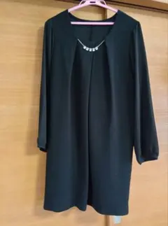 長袖ワンピース ブラック　取り外しネックレス付き　レディースL