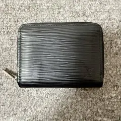ヴィトン ジッピーコインパース エピ