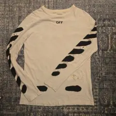OFF WHITE ロングスリーブカットソー