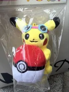 韓国 ポケモン OLIVE YOUNG ピカチュウ キーリング ぬいぐるみ ①