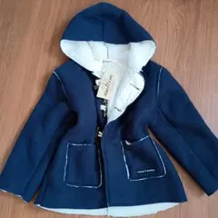 フード付きネイビーアウター