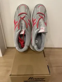 Bonny スポーツシューズ 29.0 グレーシルバー/レッド
