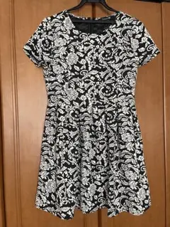 forever21 ワンピース L 半袖 花柄 美品 匿名発送 最終価格