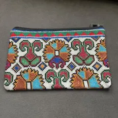 最終価格✨アジアン雑貨★刺繍ポーチ