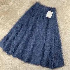 新品タグ付き✨　CADUNE ピーコックフレアスカート　23AW
