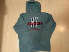 Supreme THE WORLD IS YOURS カモ柄 パーカー - メルカリ