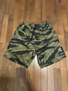 NIKE ACG Mt.FUJI ナイロンショートパンツ カモフラ Lサイズ NIKE ACG Mt.FUJI ナイロンショートパンツ カモフラ Lサイズ - メルカリ