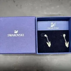 SWAROVSKI スワロフスキー スワン ドロップピアス
