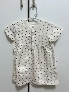 プチバトー ハート柄クリーム色ロンパース