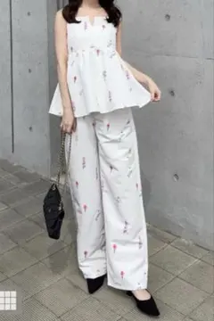 ペプラムデザインセットアップ　　フリーサイズ