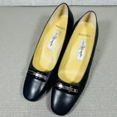 Item thumbnail for item 0a3146b7-e762-4bb5-bd4b-419b8c1bde62