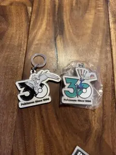 ポケモン 30周年記念 メタルキーホルダー 2種セット