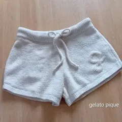 ジェラートピケ　もこもこ ロゴ入り ショートパンツ　ホワイト　短パンルームウェア