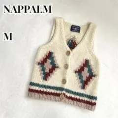 ナップパーム　ウールニットベスト　木製ボタン　ハンドメイド感　厚地