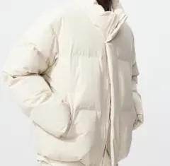 オンライン完売品　ユニクロ　シームレスダウンジャケット XS ナチュラル　白