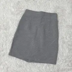 【c5059】美品✨Emsexcite 膝丈スカート　グレー タイト