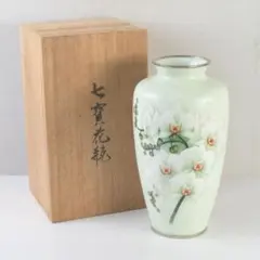 七宝焼　黄緑釉　花文　花瓶　共箱　V　A195 七宝焼 黄緑釉 花文 花瓶 共箱 V A195 - メルカリ