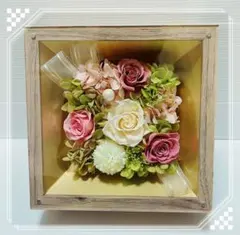 プリザーブドフラワー ボックスアレンジメント