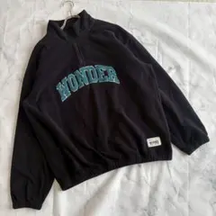 【シーイン】（F）英字ロゴ ハーフジップ フリースジャケット カレッジロゴ