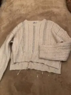 ZARA キラキラストーンビジューニットセーター