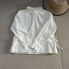 【新品】BEAMS HEART＊オフホワイト　長袖裾プリーツ＊シャツ＊ブラウス