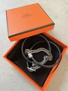 極美品】HERMES トゥアレグ バングル レザー シルバー 刻印 T6 - メルカリ