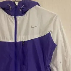 NIKE ウィンドブレーカー 紫 白 レディース スポーツ 薄手 ランニング