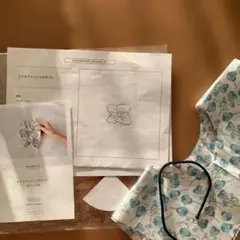 チェックアンドストライプ　スクエアシュシュのキット