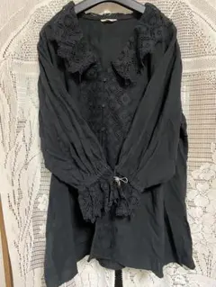 MUVEIL ドットレース刺繍リボン コットンブラウス ブラック 38 - メルカリ