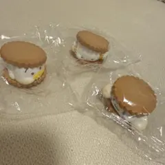 サンリオ　ふにゅっとスモアサンド　シナモン あひるのペックル こぎみゅん