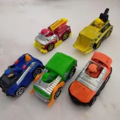 〈美品〉パウ・パトロール　ダイキャストビーグル　車　5台セット