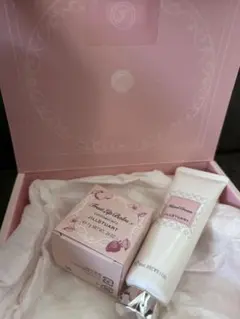 JILL STUART リップバーム&ハンドクリームセット