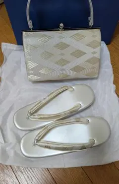 【専用】シルバー帯地 和装用バッグと草履のセット フリーサイズ フォーマル