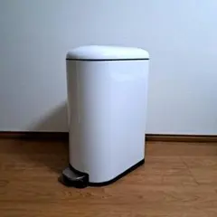 45L ホワイト角型ごみ箱 フラップ式　ジャンク品