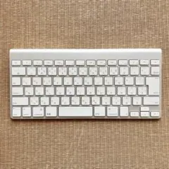 Apple キーボード　A1314