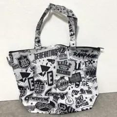 ✨EXILE TRIBE FAMILY 限定トートバッグ ジップ付 グッズ✨のサムネイル