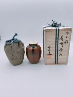 d822【新品・未使用】肩付茶入 瀬戸釉 橋本喜竜 利休間道 木箱 茶道具のサムネイル