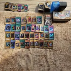 遊戯王 カード初期レア10枚 2期以降レア27枚 ノーマル合わせ444枚ほど