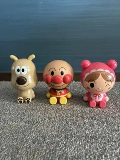 アンパンマン　ガチャガチャ　おっきなアンパンマンマスコット　3個セット