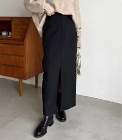 CAPRICIEUX LE'MAGE 前スリットスラックススカート