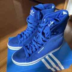 ハイカット スニーカー